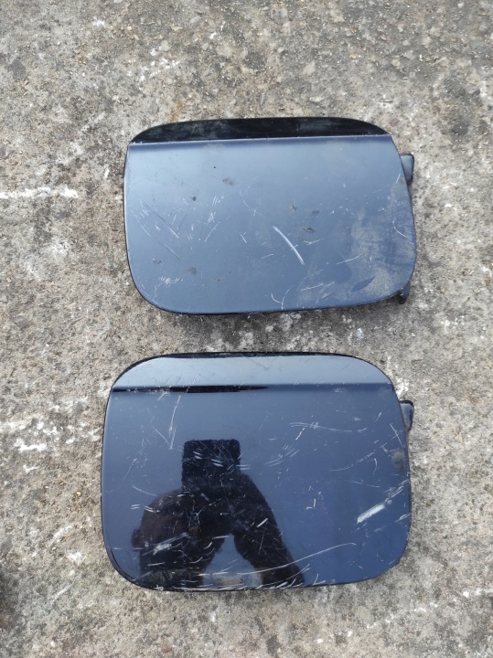 Tankklappe des Kraftstoffsbehälters AUDI A4 B7 4E0010376R