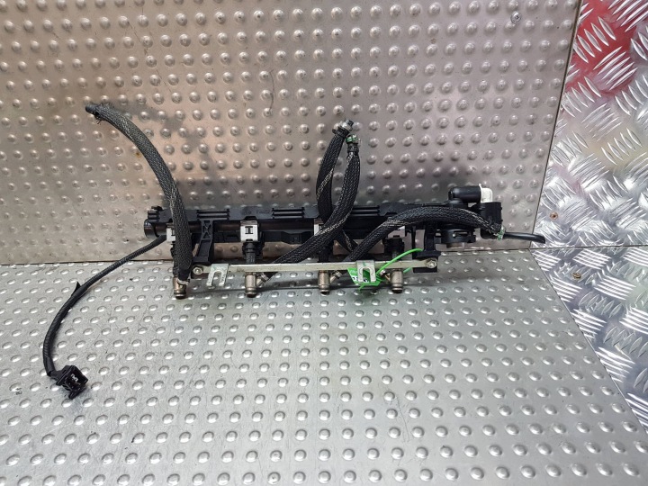 Kraftstoffverteiler Einspritzleiste Einspritzdüse 0280158207 8A6G-AA FORD FIESTA MK7 B-MAX 1,2 16V