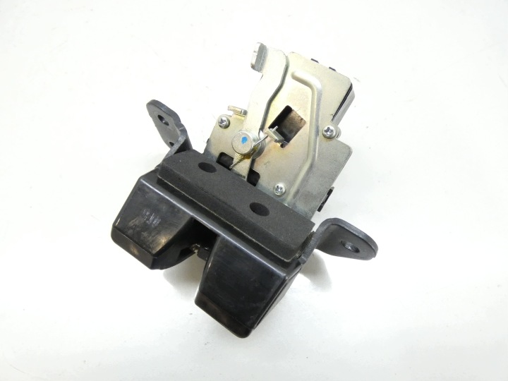 de la Serrure du capot Porte coffre hayon HYUNDAI I30 et FD HB 07-12 4PIN