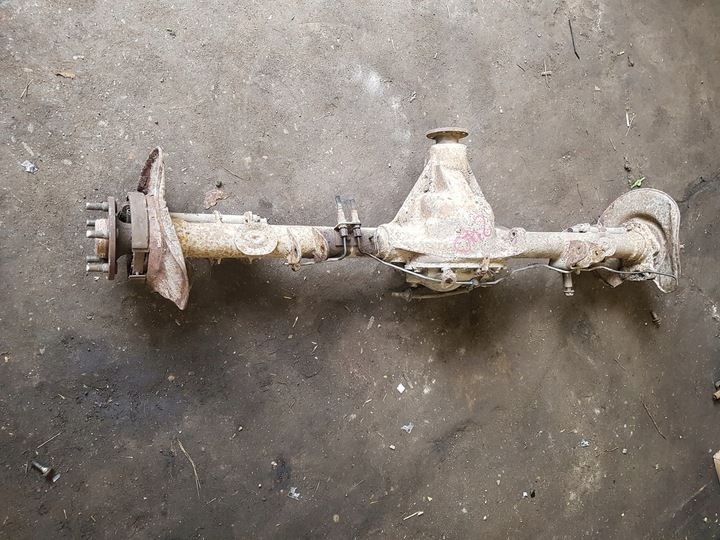 Volvo 240 rear differential online