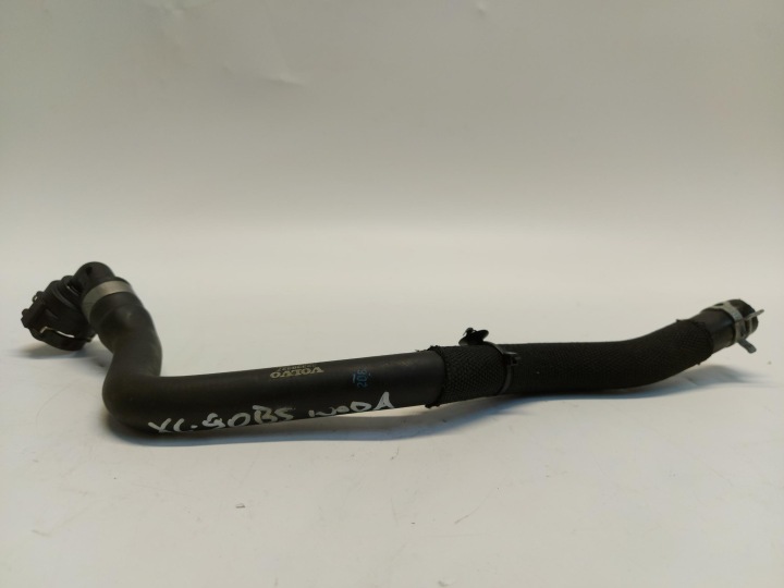 Volvo XC90 II LIFT B5 2021 Schlauch Rohr Schlauch des Wassers cieczy 2.0d t8 32339327