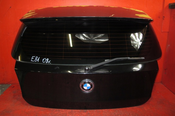 BMW 1 und E81 E87 LCI LIFT FENSTER heck SPOILER LOTKA heckklappe kofferraumdeckel BAGAZNIA 668 SCHWARZ