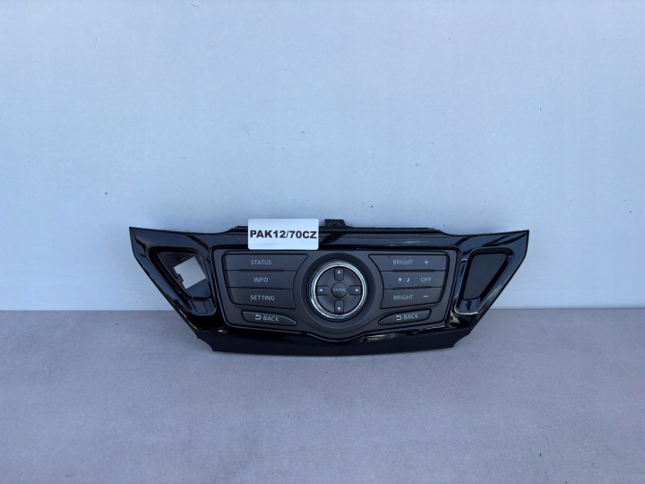 control panel RADIA NISSAN MURANO PATHFINDER 3KA0A-210250 PAK12/70CZ