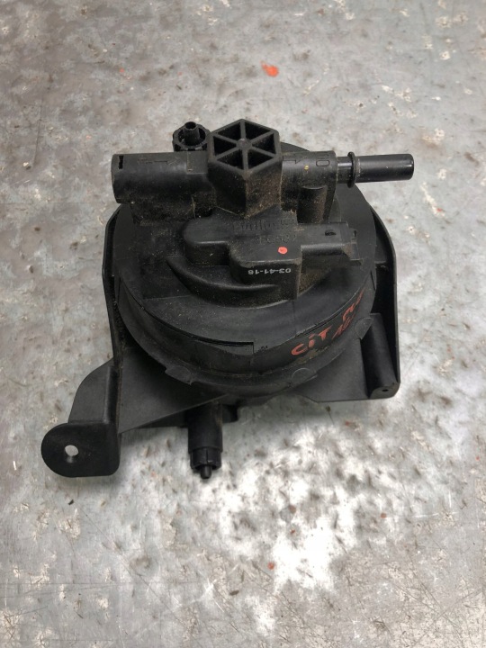 poklopač filtera goriva CITROEN PEUGEOT 9645928180