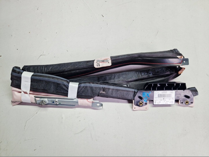roof airbag powietrzna right Ford B-MAX AV1114K159AC