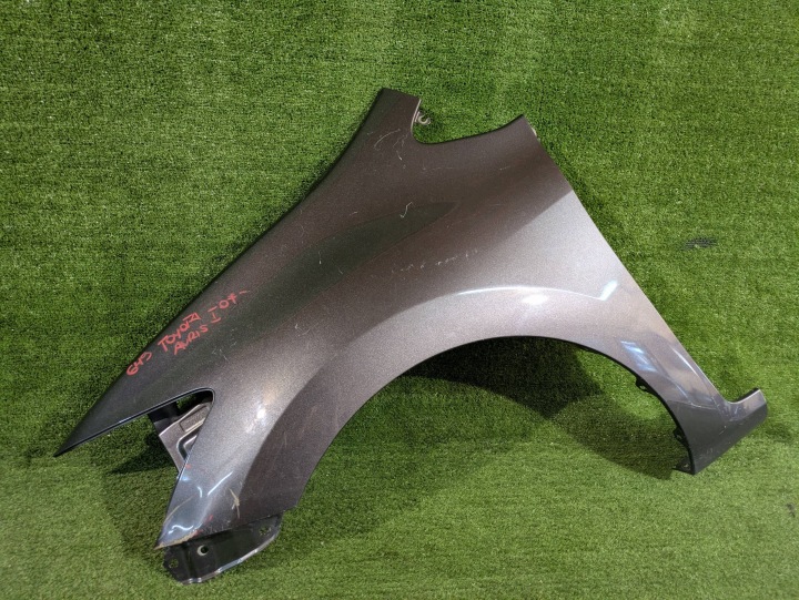Aile Avant Gauche Avant TOYOTA AURIS et 07- NR.B649