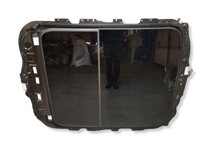 Audi Q3 F3 83A Tető ablak teljes 83A877041