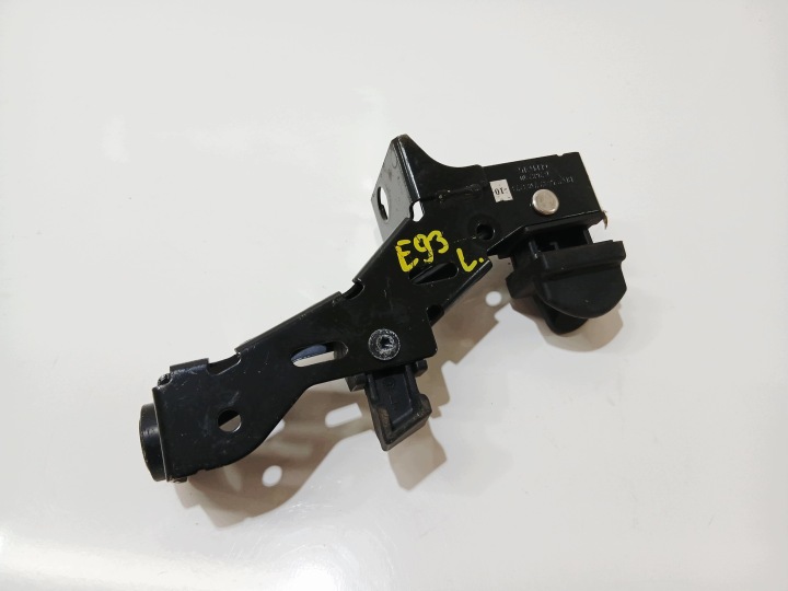 úchyt držák střechy levé BMW E93 7183273