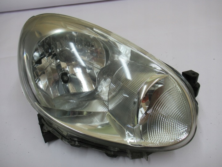 Reflektor light right NISSAN MICRA K13 10