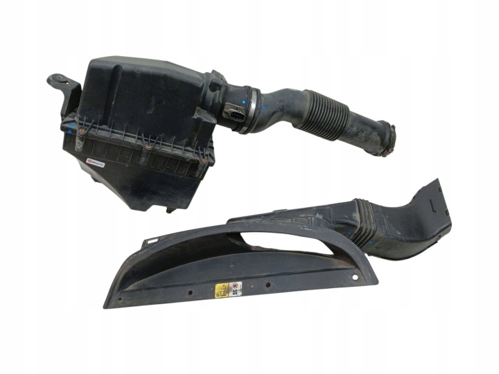 cover of a filter, air JAGUAR XE X760 2.0 D GX73-9600-DB GX73-9A675-BB