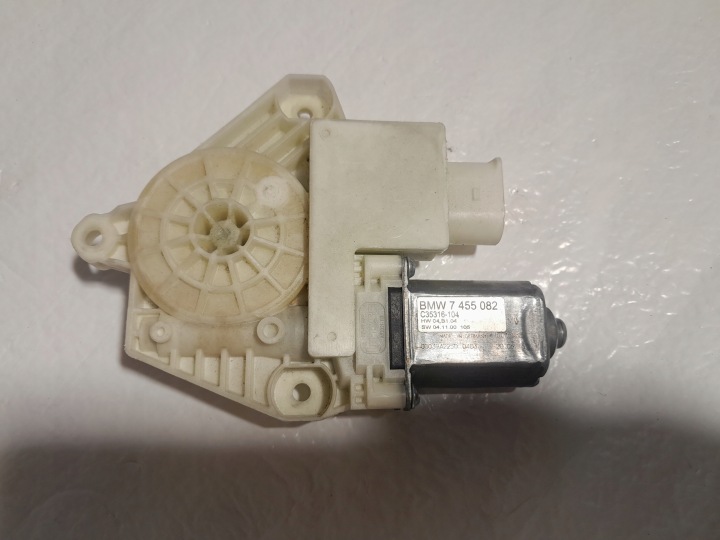 BMW 5 G30 G31 Lève vitres Micro moteur Vitres 7455082