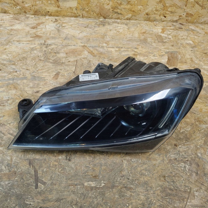 Reflektor vorne Seite links Skoda Superb B8 (3V) 3V1941015A ksenon Kurvenlicht