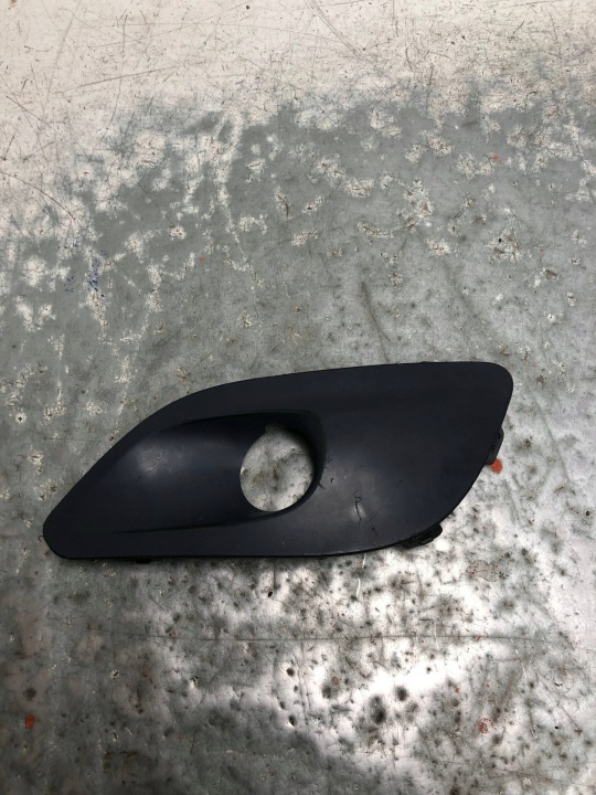 Lüftungsgitter des Nebelscheinwerfers links vorne PEUGEOT 308 AA36126154
