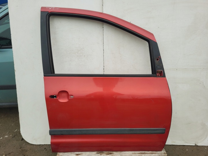 dvere predok predné pravé SEAT ALHAMBRA a FL LS3V