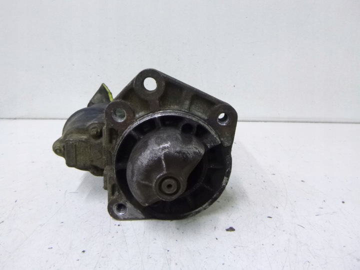 MOTORINO DI AVVIAMENTO VOLKSWAGEN CADDY 1.4 2001R.