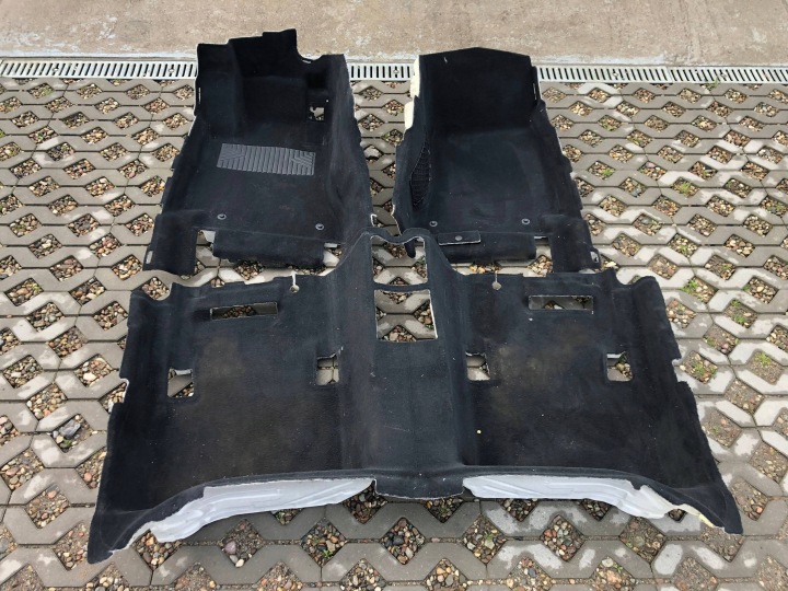 TAPPETO Rivestimento pianale pavimento pavimento KOMPLET MERCEDES W213 KOMBI EUROPA