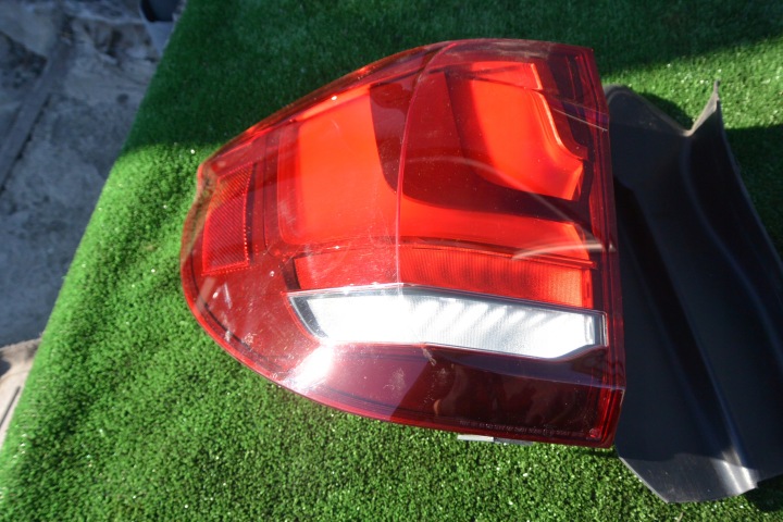 BMW X5 F15 F85 light left rear part exterior W fender original LED EUROPA