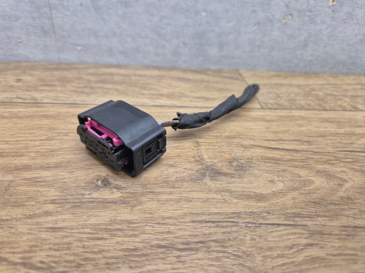 BMW Connector Contact KOSTKA kabelbaum kabelsatz RADARU MARTWEGO POLA ASYSTENTA 8373630