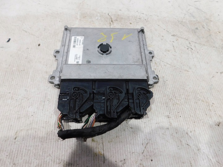 BEDIENTEIL DES MOTORS 237103302S DACIA SANDERO II 2 0.9 TCE