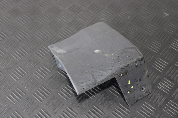 spoiler of the threshold right LAND ROVER DISCOVERY V 5 L462 HY32-16D054-AB