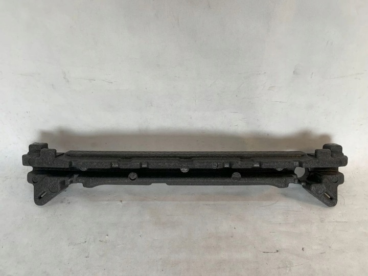 Hyundai Tucson 3 III 15r Absorber lökhárító eleje elsö 2015