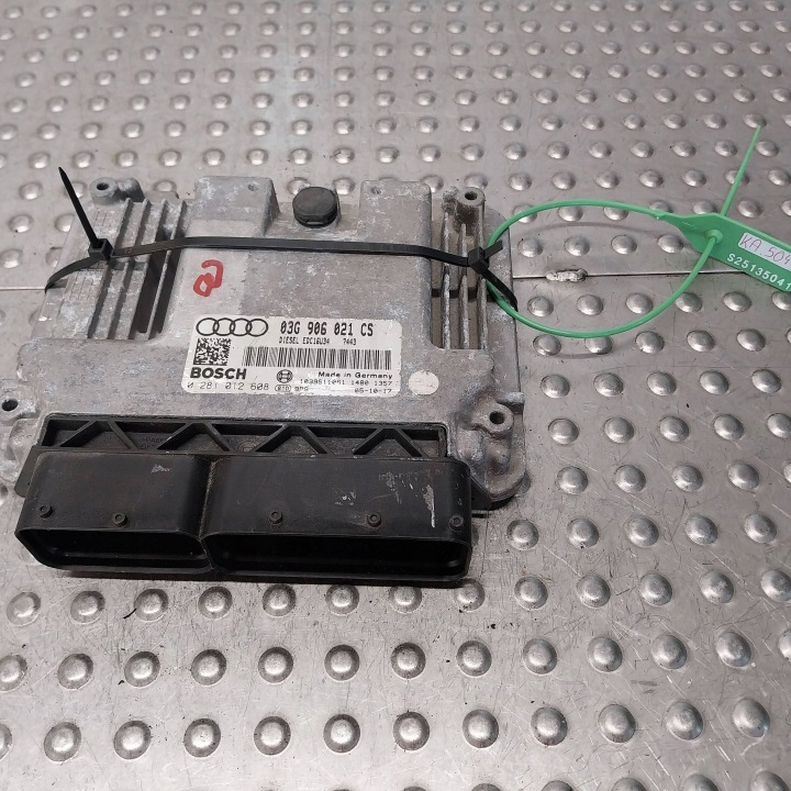Computer Bedienteil DES MOTORS 03G906021CS 0281012608 AUDI A3 8P 1.9 TDI