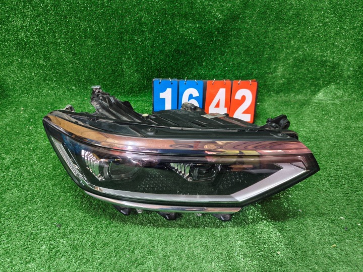 REFLEKTOR right front VW PASSAT B8 19- LIFT IQ LIGHT NR.1642