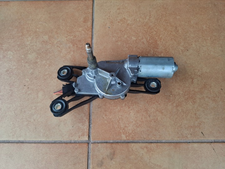 motorček stierača zadok MERCEDES W211 KOMBI