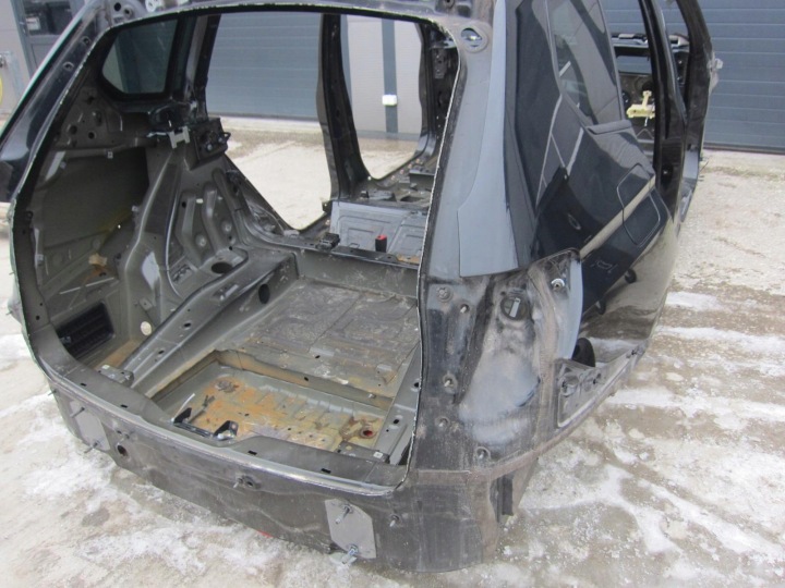 BMW X3 F25 Longeron Arrière Droit Gauche BUDA Côté Aile Aile 475 Armature