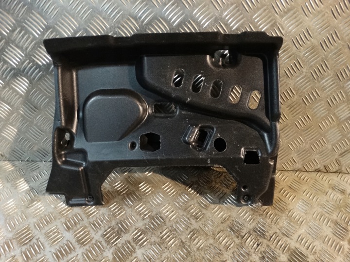 IDEAL COPERTURA GREMBIALINA INFERIORE CONSOLLE MERCEDES SL W232 1