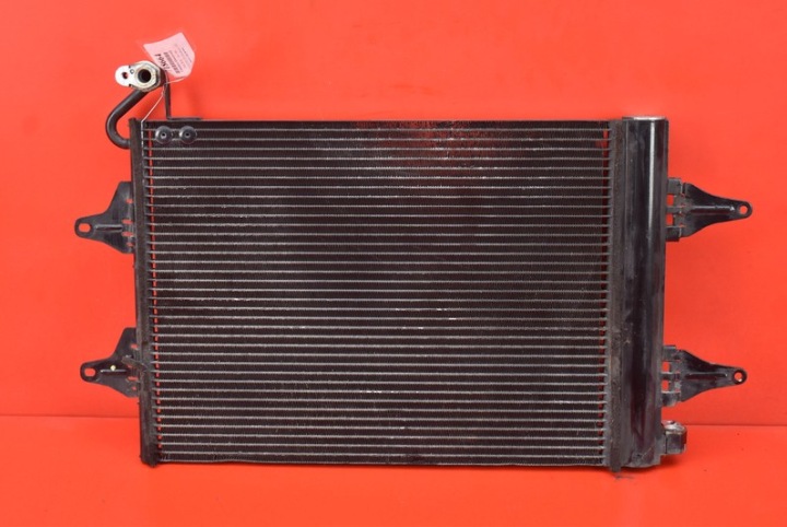 Radiatore condensatore climatizzatore usato 6Q0820411B SEAT IBIZA 3 III 1.2 12V 64 KM 02-06