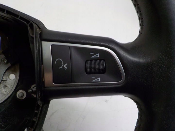 AUDI Q5 A4 B8 A5 8T MULTI SKIN DIRECTOR 7