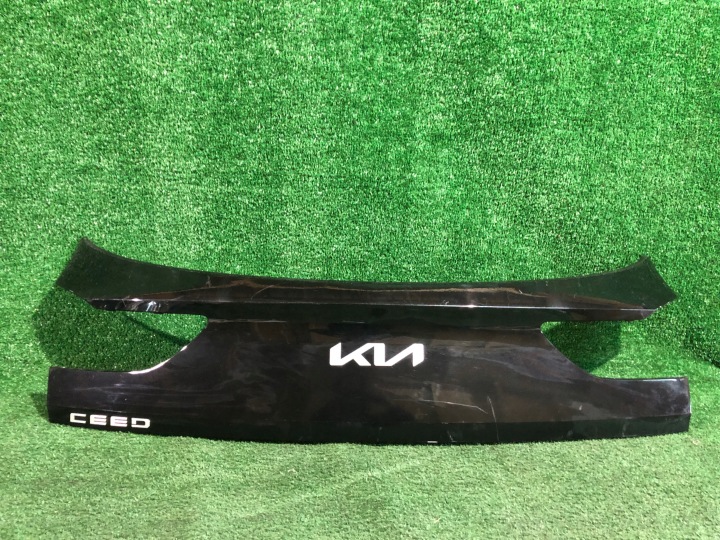 Couverture du capot KIA CEED III KOMBI