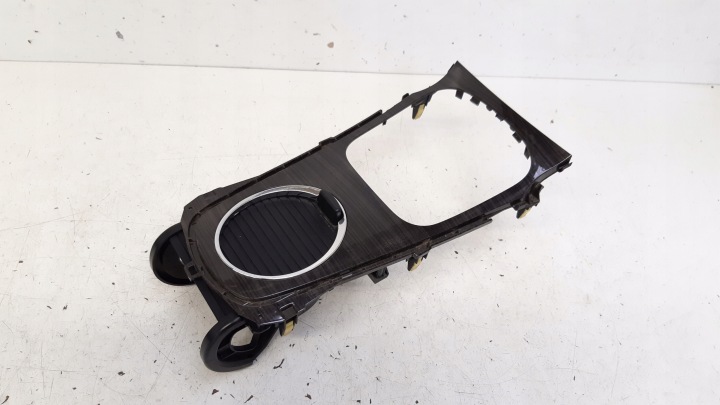 úchyt na kubek dekory 5562505020 Toyota Avensis T27