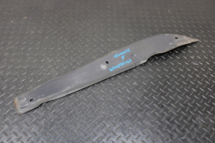 Copri parafango Destro copertura GREMBIALINA MASERATI LEVANTE M161 670032468