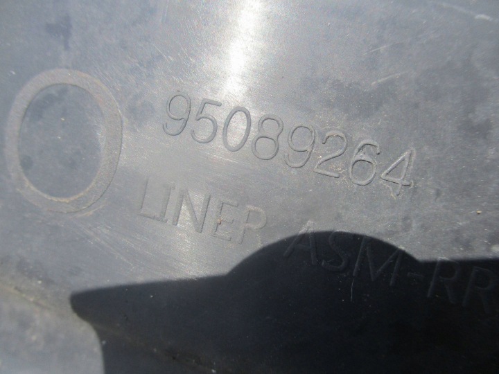 Zadný pravý blatník Opel Mokka A 95089264 10