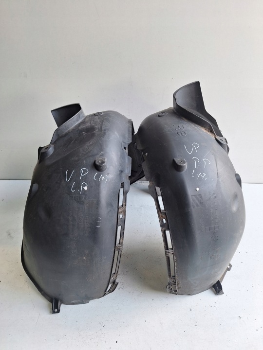 VOLKSWAGEN UP LIFT 16-22 Pare soleil Avant Droit