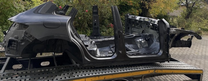 ideálny stav BOK karoseria štvrťka zadok predok prah pravá PORSCHE MACAN 1