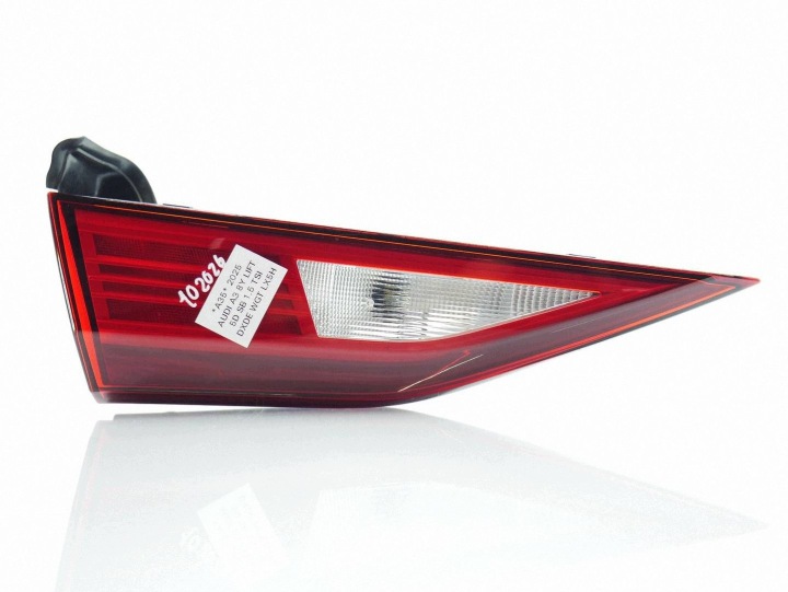 licht links heck links hinten für die heckklappe AUDI A3 8Y 8Y0945075A rechtslenker
