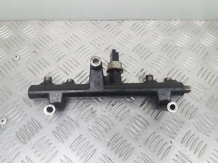 rampe injection FORD MONDEO MK 4