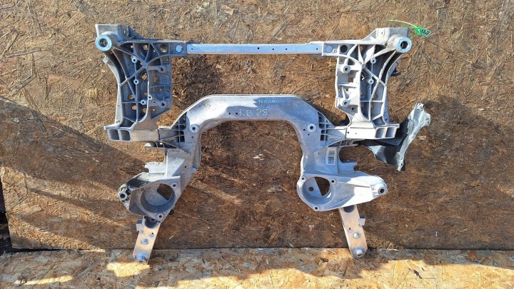 FAHRSCHEMEL ACHSTRÄGER TRÄGER VORNE 6799321 BMW F01 F02 F06 F07 F10 F11 F12 XDRIVE