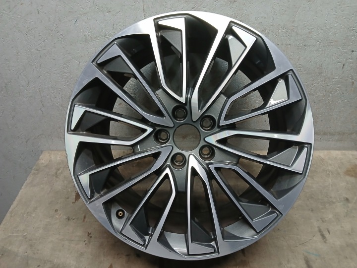 disc aluminium AUDI A6 C8 4K 8,5J 19" ET40 5X112 4K0601025EJ