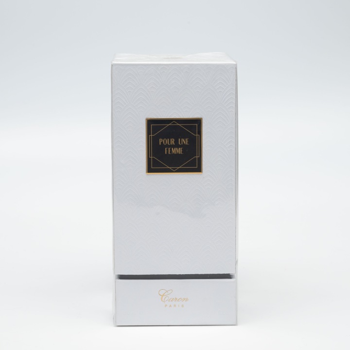 caron pour une femme