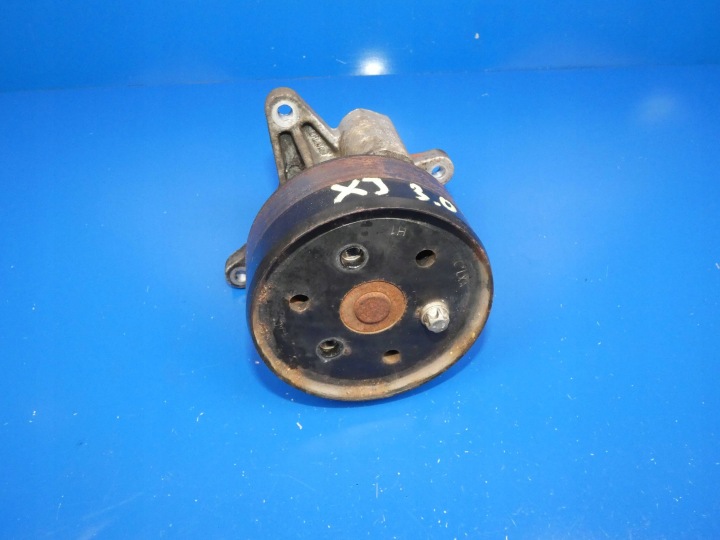 JAGUAR XJ X351 XF 3.0 D 306DT Wasserpumpe WODNA