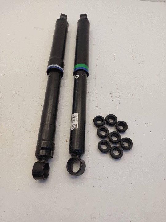 TOYOTA HILUX VIII 15-25r Stoßdämpfer Stoßdämpfer heck KOMPLET Original