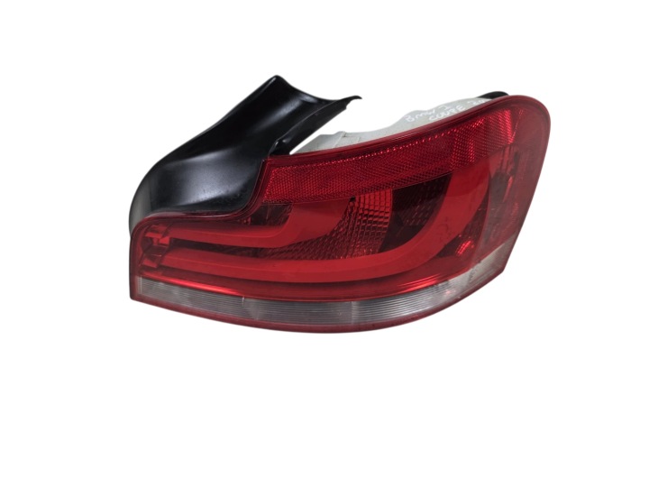 BMW 1 E82 COUPE LIFT fanale faro destro posteriore originale. bello