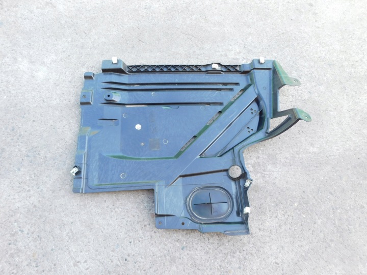 BMW SERIA 2 (U06) Active fedél fedél alváz bal 51758498399