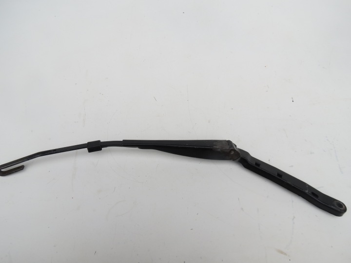 Braccio tergicristallo Destro SCANIA 124 420R