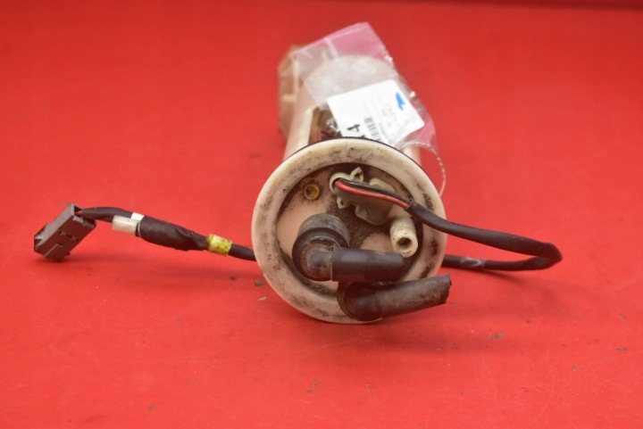Pumpe Pumpe des Kraftstoffsbehälters VOLVO S70 V70 1 und 2.4 B 140 KM 97-00