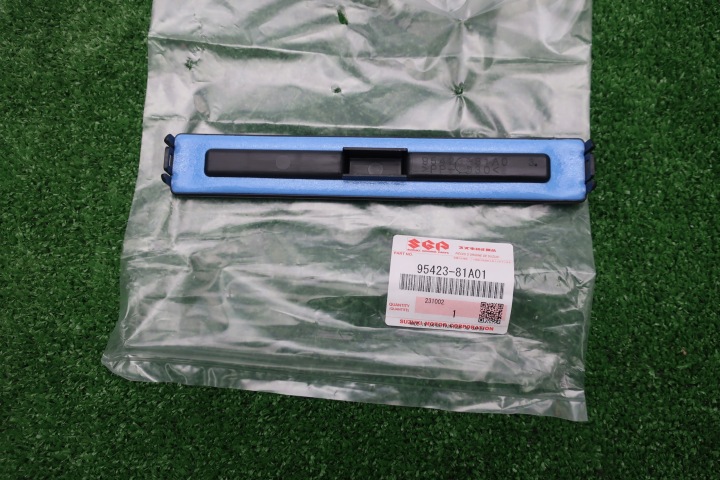 copri sportello filtro antipolline gruppo stufa riscaldamento climatizzatore aria condizionata SUZUKI JIMNY nuovo